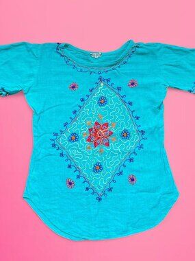Vintage 70s boho embroidered top